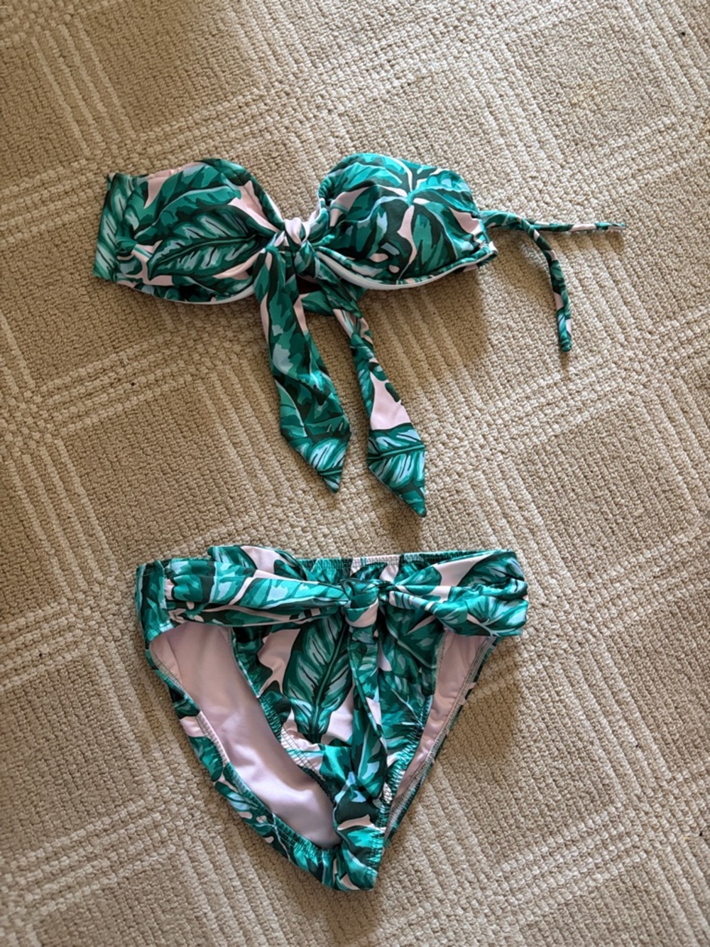 XS women’s Tropical Leaf Bikini Set